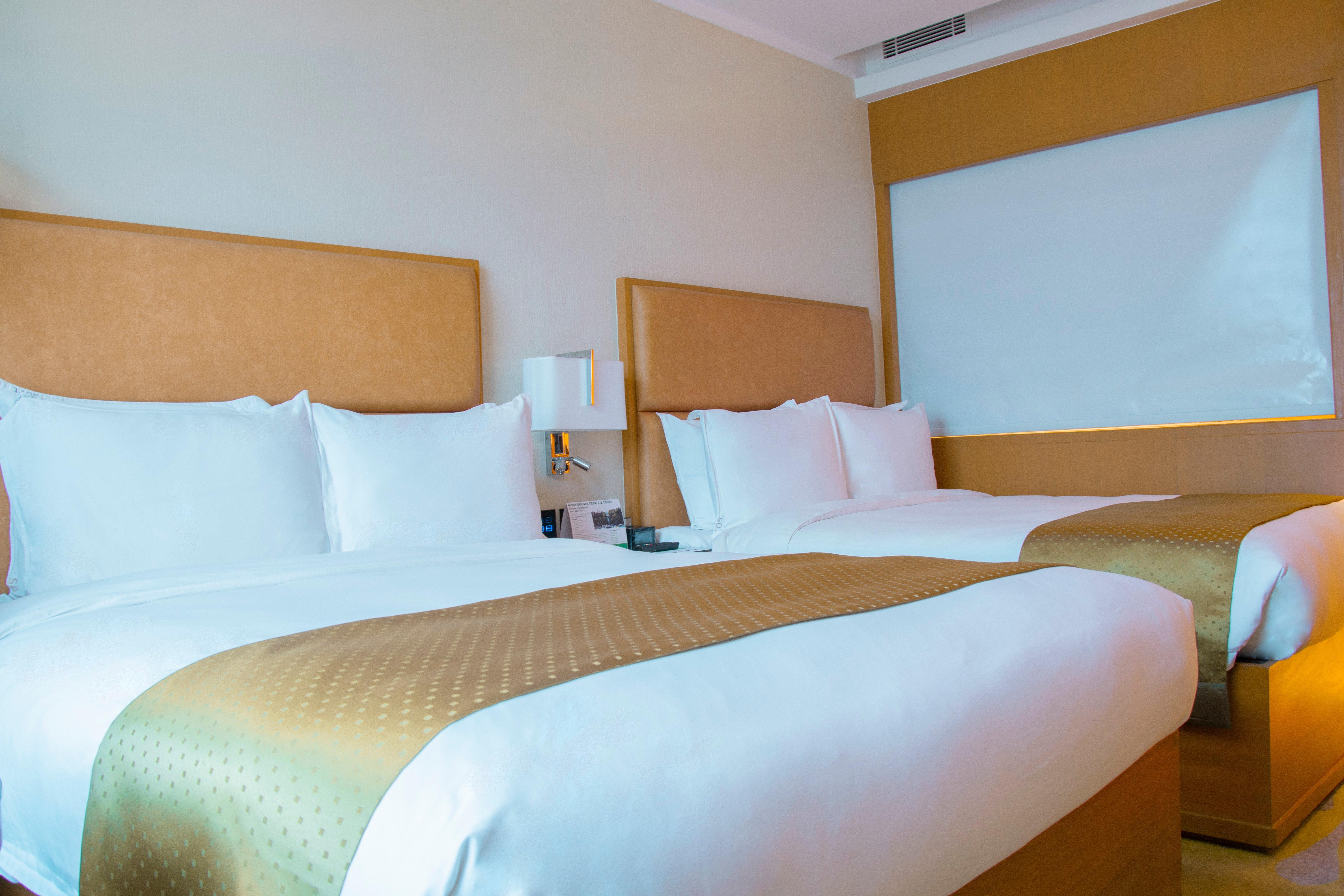 Holiday Inn Baguio City Centre, An Ihg Hotel Exterior photo